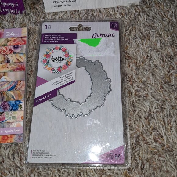 Paper Crafting - Die Cutting Bundle NWT - Picture 7 of 14